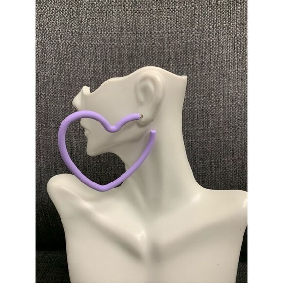 Heart Shaped Hoops - Picture 1 of 2